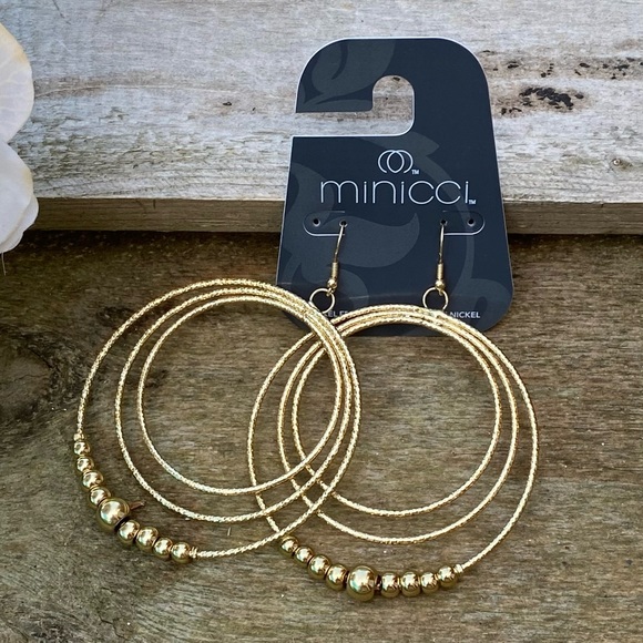 NWT MINICCI EARRING LOT BUNDLE OF 8 EARRINGS. - Picture 10 of 11